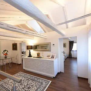 Sweet Frari Appartamento